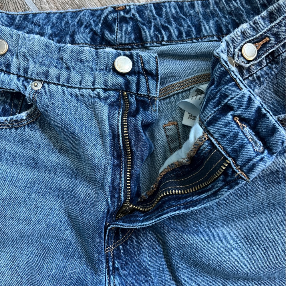 Good American Straight Wide Leg Distressed Jeans, Raw Hem, High Waist, Women 26 - Picture 5 of 10